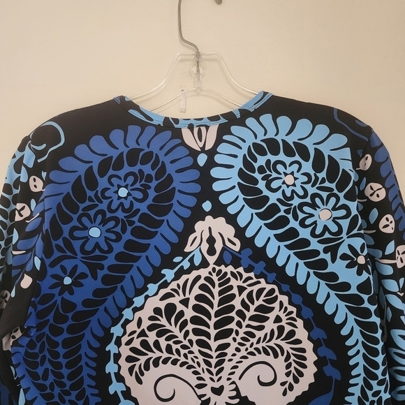 J. McLaughlin Signature Tee Catalina Cloth Blue Paisley Print 3/4 Sleeve Top - Picture 7 of 9